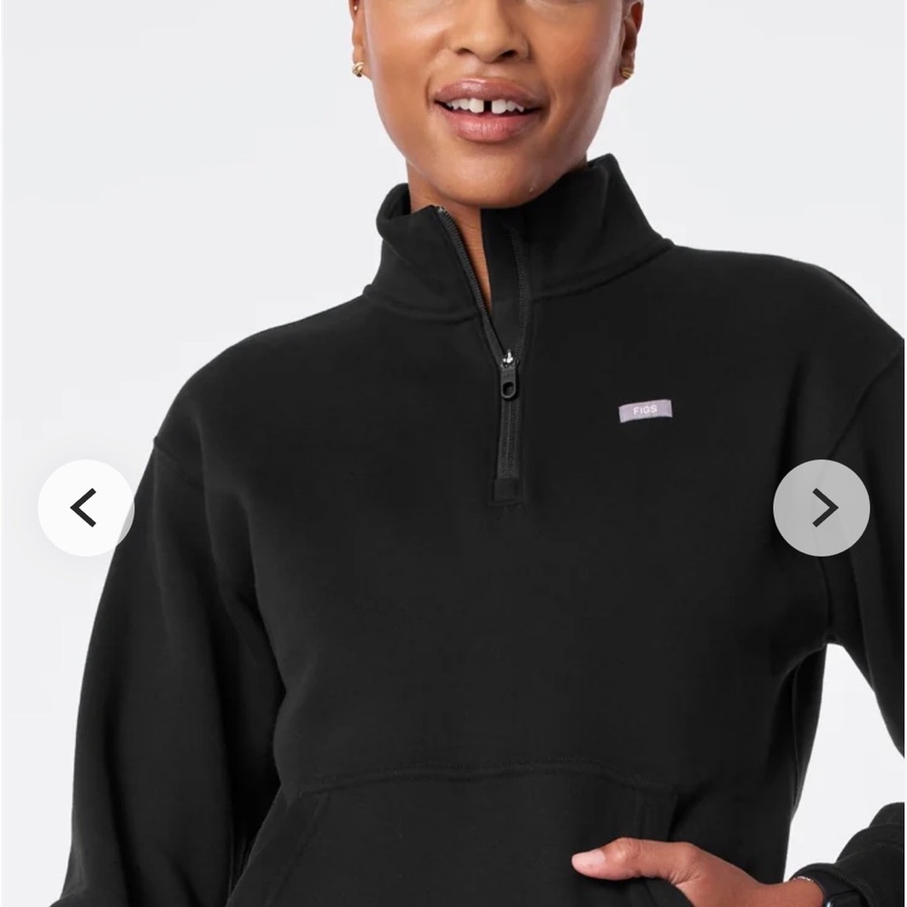 FIGS Black Off-Shift ¼ Zip - Sweatshirt XS